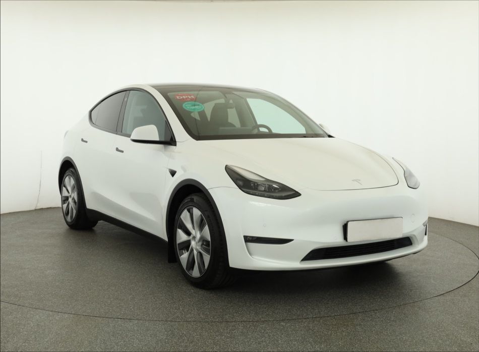Tesla Model Y - 2022