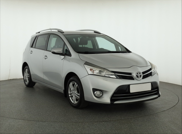 Toyota Verso 2013