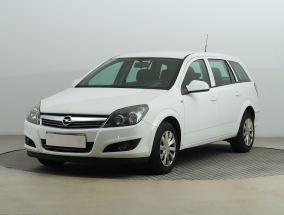 Opel Astra - 2012