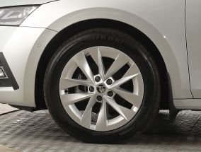 Škoda Octavia - 2023