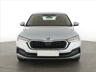 Škoda Octavia - 2023