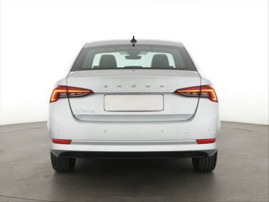 Škoda Octavia - 2023