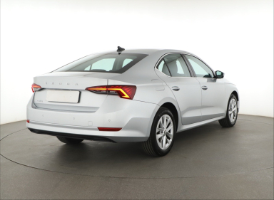 Škoda Octavia - 2023