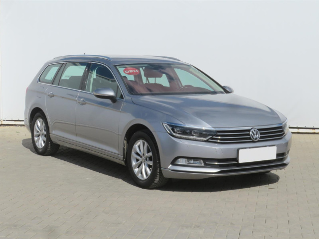 Volkswagen Passat, 2018