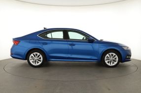Škoda Octavia - 2023