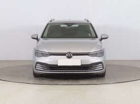 Volkswagen Golf - 2021