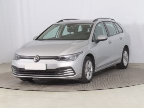 Volkswagen Golf - 2021