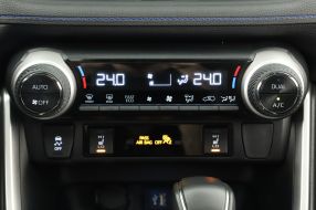 Toyota RAV 4 - 2024