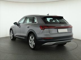 Audi e-tron - 2019
