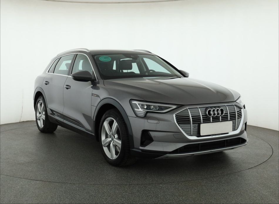 Audi e-tron - 2019