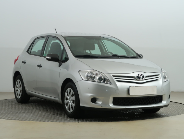 Toyota Auris 2010