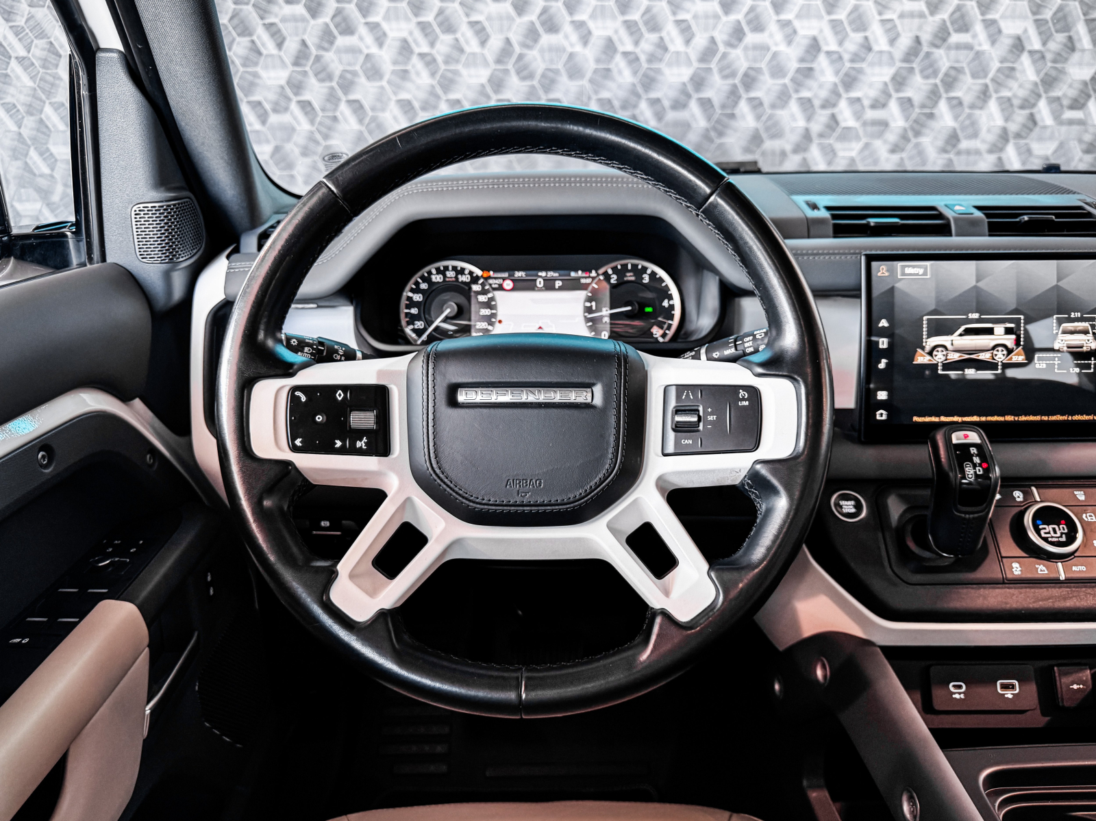 Land Rover Defender - 2022