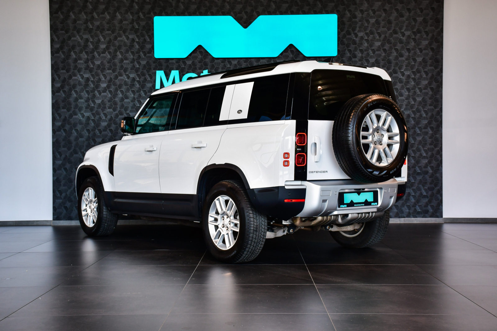 Land Rover Defender - 2022