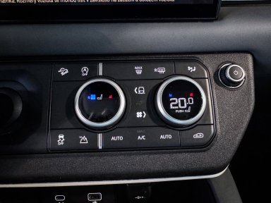Land Rover Defender - 2022