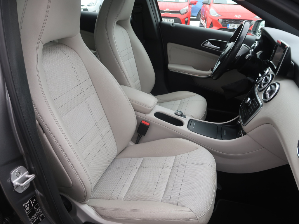 Mercedes-Benz A