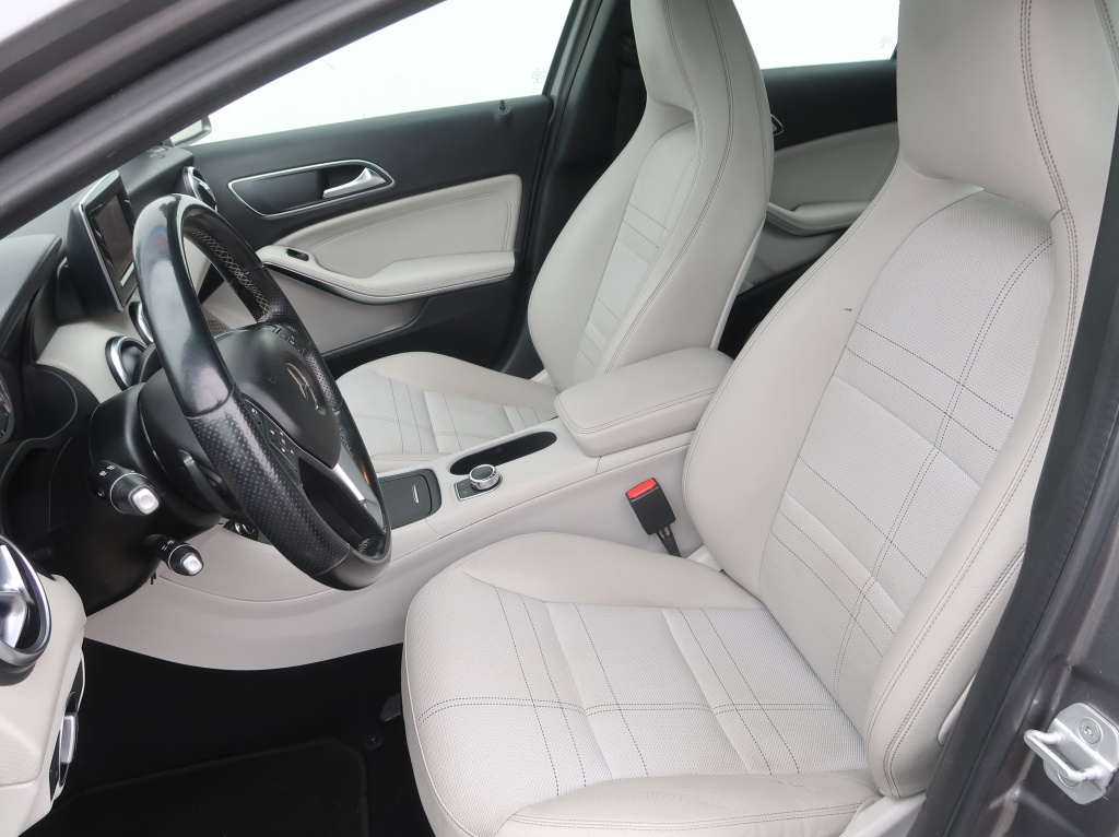 Mercedes-Benz A