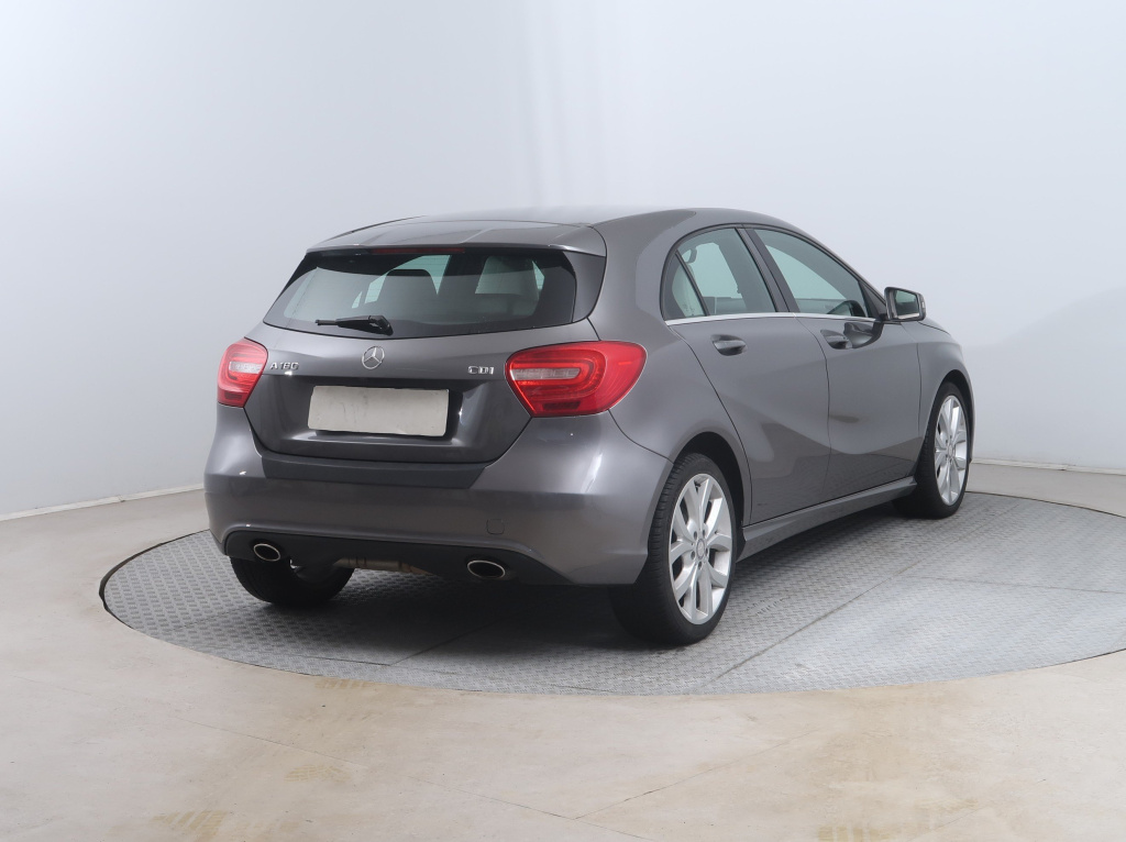 Mercedes-Benz A