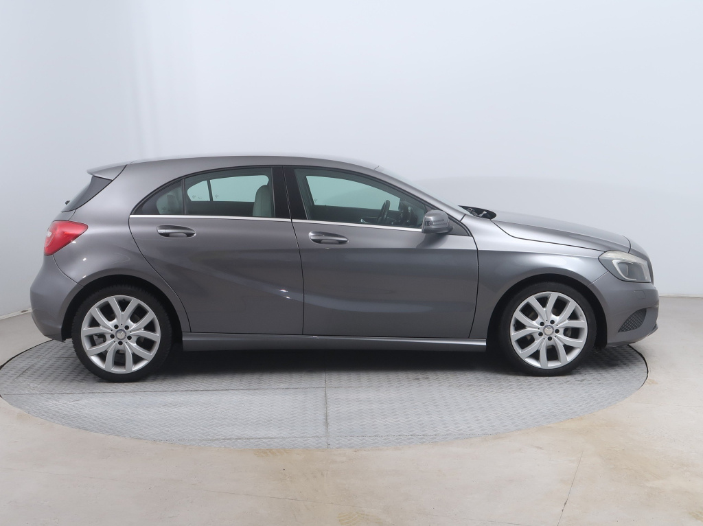 Mercedes-Benz A