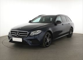 Mercedes-Benz E - 2017