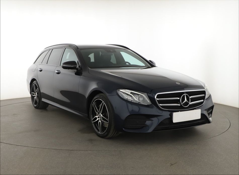 Mercedes-Benz E - 2017