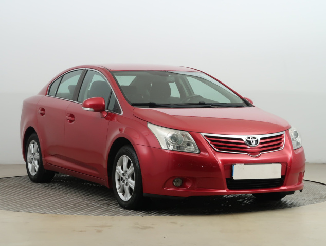 Toyota Avensis 2011