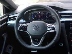 Volkswagen Arteon - 2021