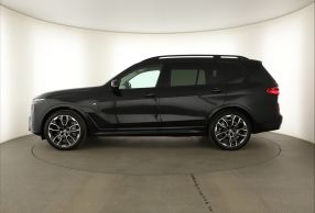BMW X7 - 2025
