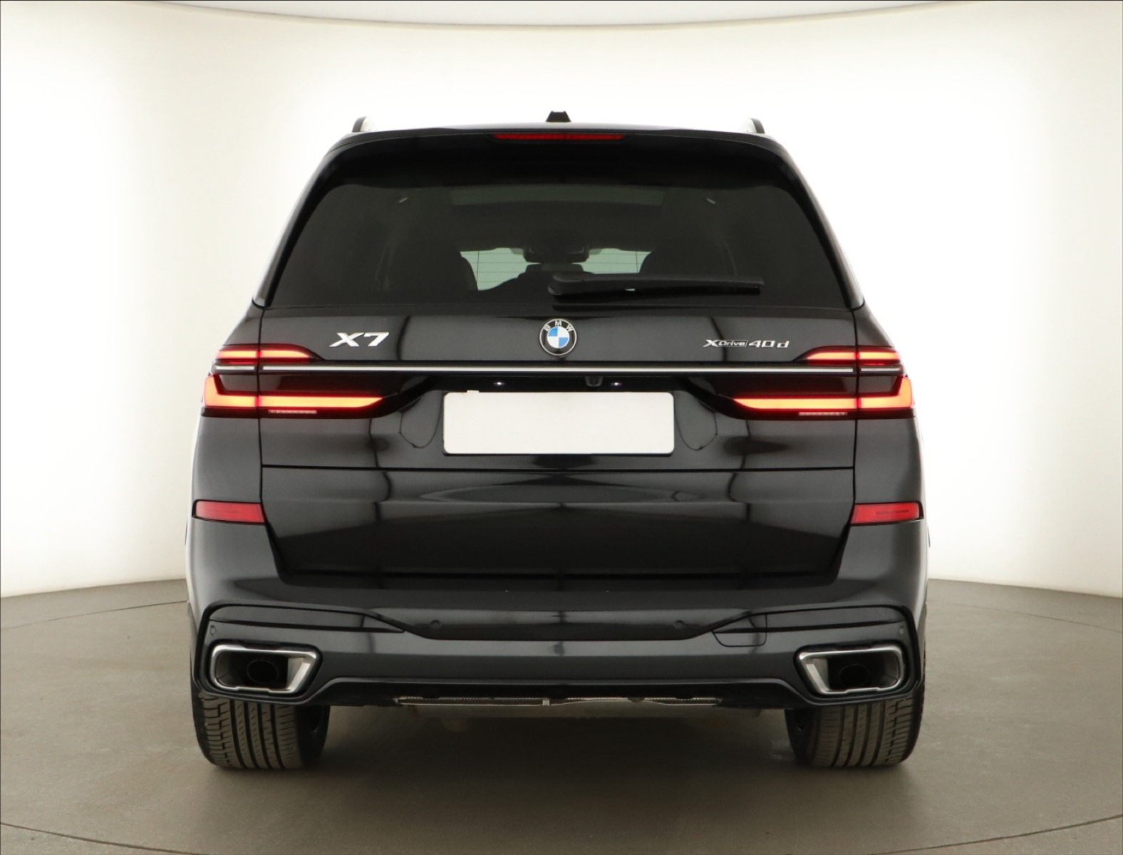 BMW X7 - 2025
