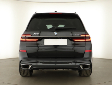 BMW X7 - 2025