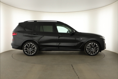 BMW X7 - 2025