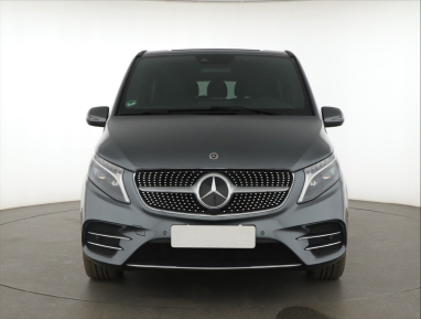 Mercedes-Benz V - 2023