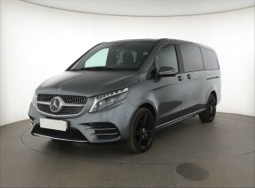 Mercedes-Benz V - 2023