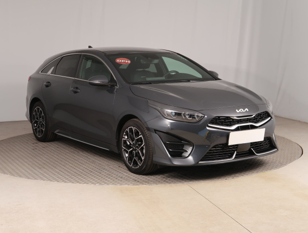 Kia ProCeed 2023