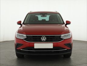 Volkswagen Tiguan - 2022