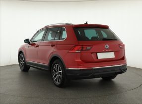 Volkswagen Tiguan - 2022
