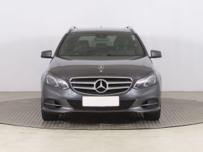 Mercedes-Benz E - 2014