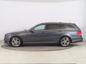 Mercedes-Benz E - 2014