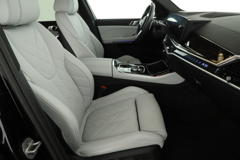 BMW X5, 2025