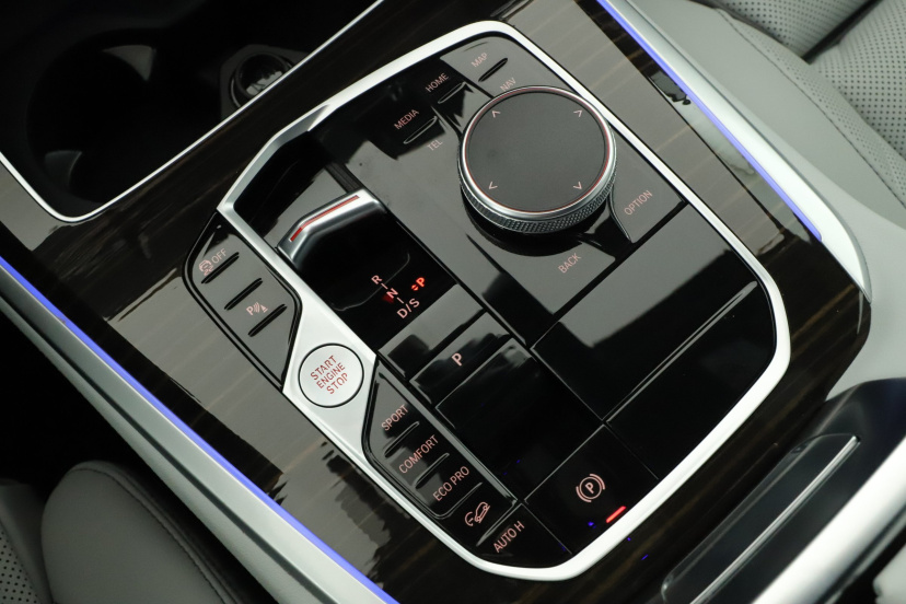 BMW X5, 2025