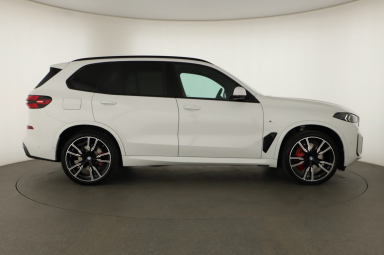 BMW X5 - 2025