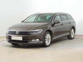 Volkswagen Passat - 2015
