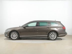 Volkswagen Passat - 2015