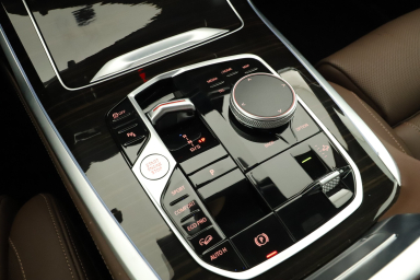 BMW X7 - 2025