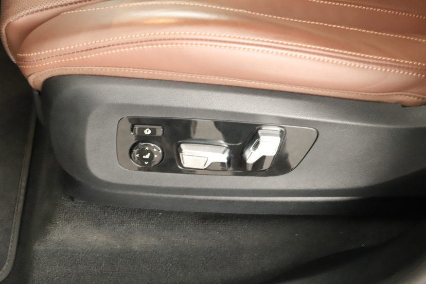 BMW X7, 2025