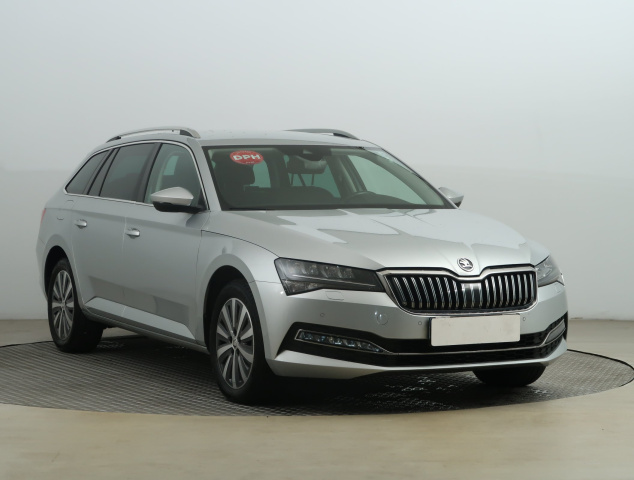 Škoda Superb 2022