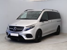 Mercedes-Benz V - 2023