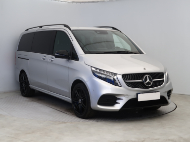 Mercedes-Benz V - 2023