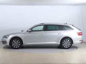 Skoda Superb - 2022