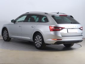 Skoda Superb - 2022