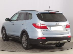 Hyundai Grand Santa Fe - 2015